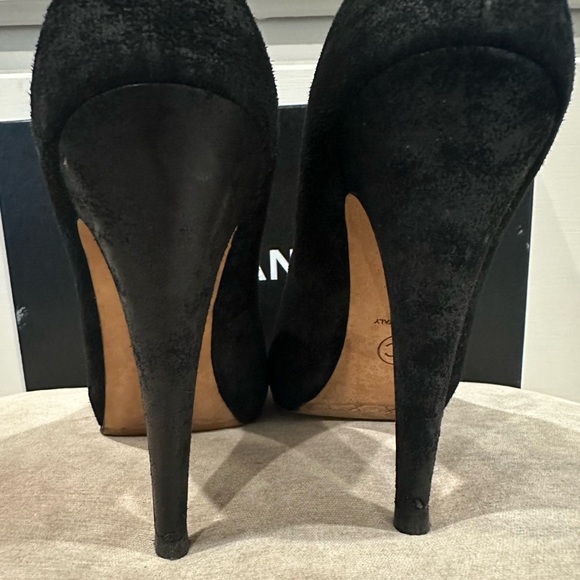 CHANEL heels - Picture 12 of 14